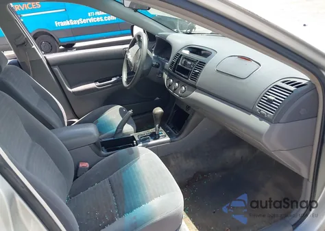 2005 Toyota Camry Le/Xle/Se from USA, damaged, VIN 4T1BE32K55U381351